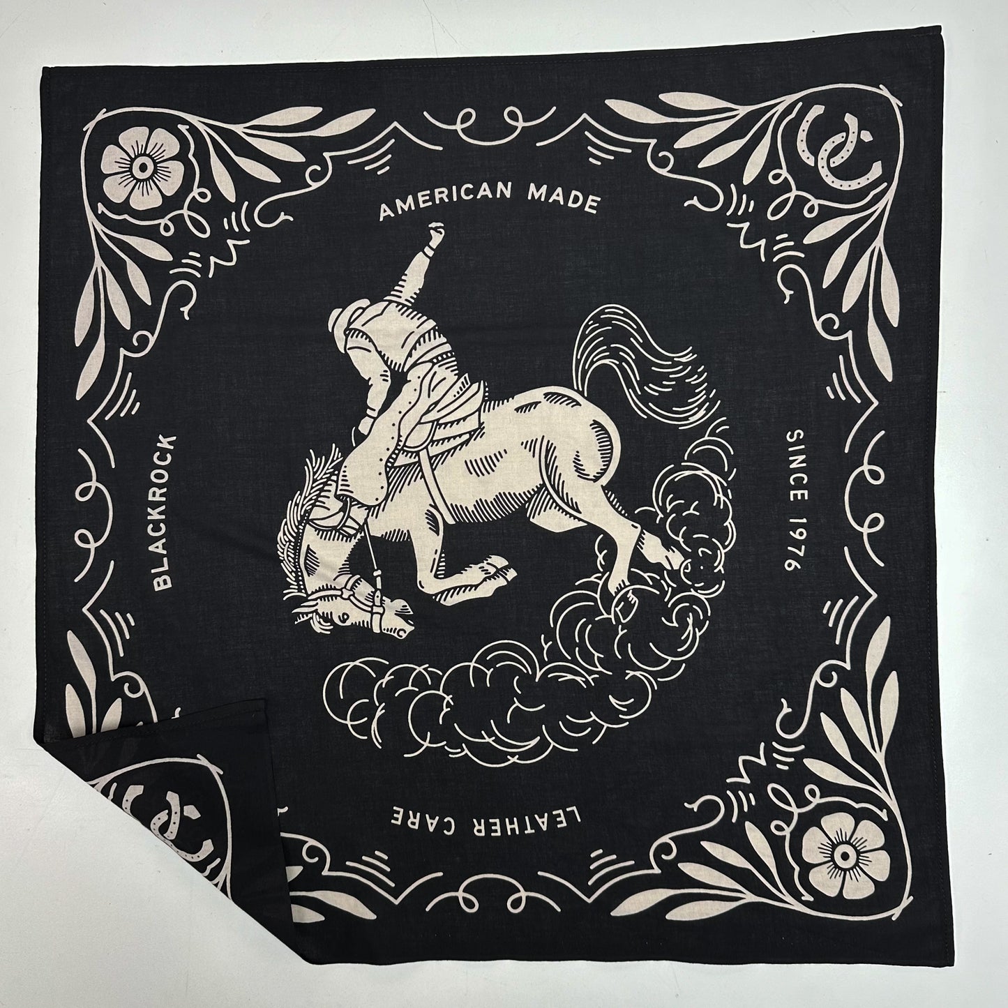 Bronco Bandana in Black